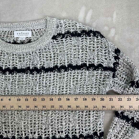 Velvet by Graham & Spencer Sweater Women’s XS-S Gray Black Fringe Boho Open Knit - Picture 6 of 9